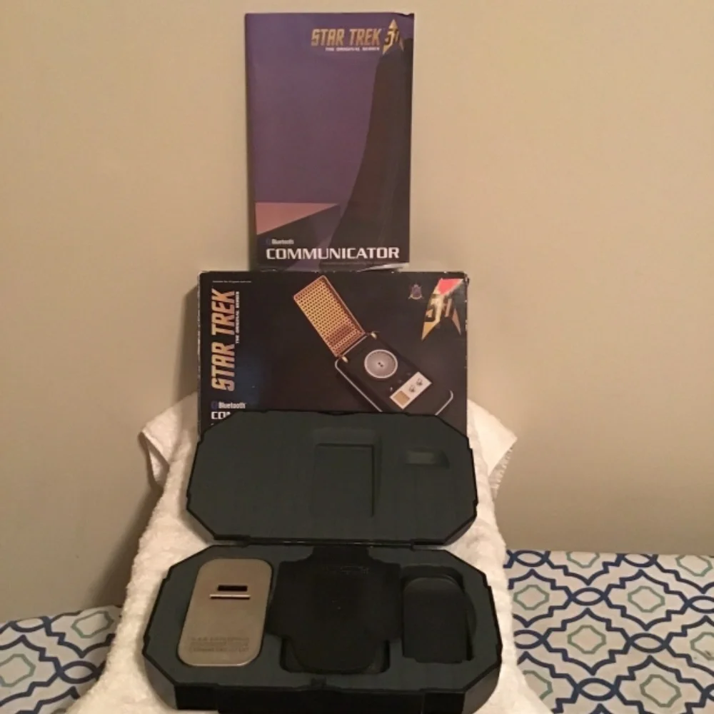 🔥Best offers, STAR TREK, Bluetooth Communicator, NIB, see pictures, collectible